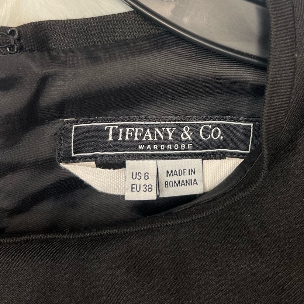 Tiffany & Co wardrobe crew neck knee length Sheath dress size US 6 LBD - Picture 4 of 8